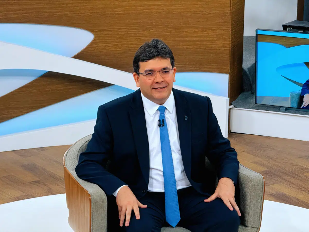 Educação integral e técnica é tema de entrevista com Rafael Fonteles no programa Roda Viva